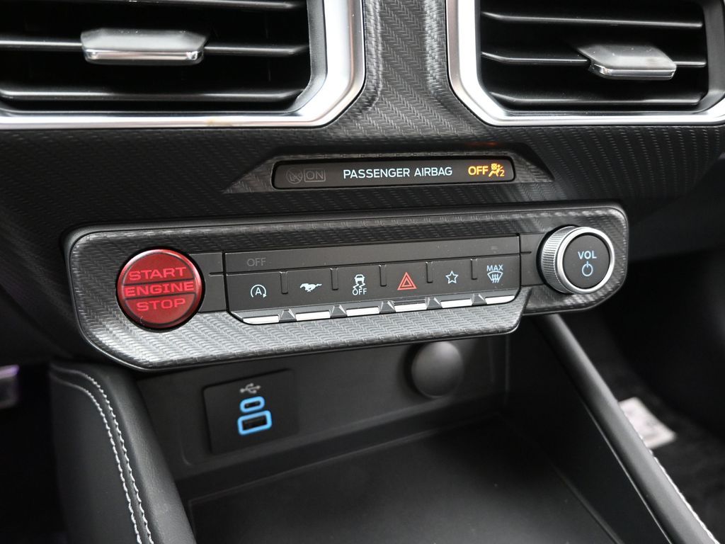 2025 Ford Mustang GT Premium Fastback