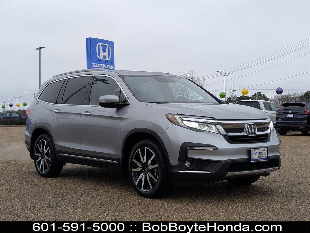 2022 Honda Pilot Touring FWD