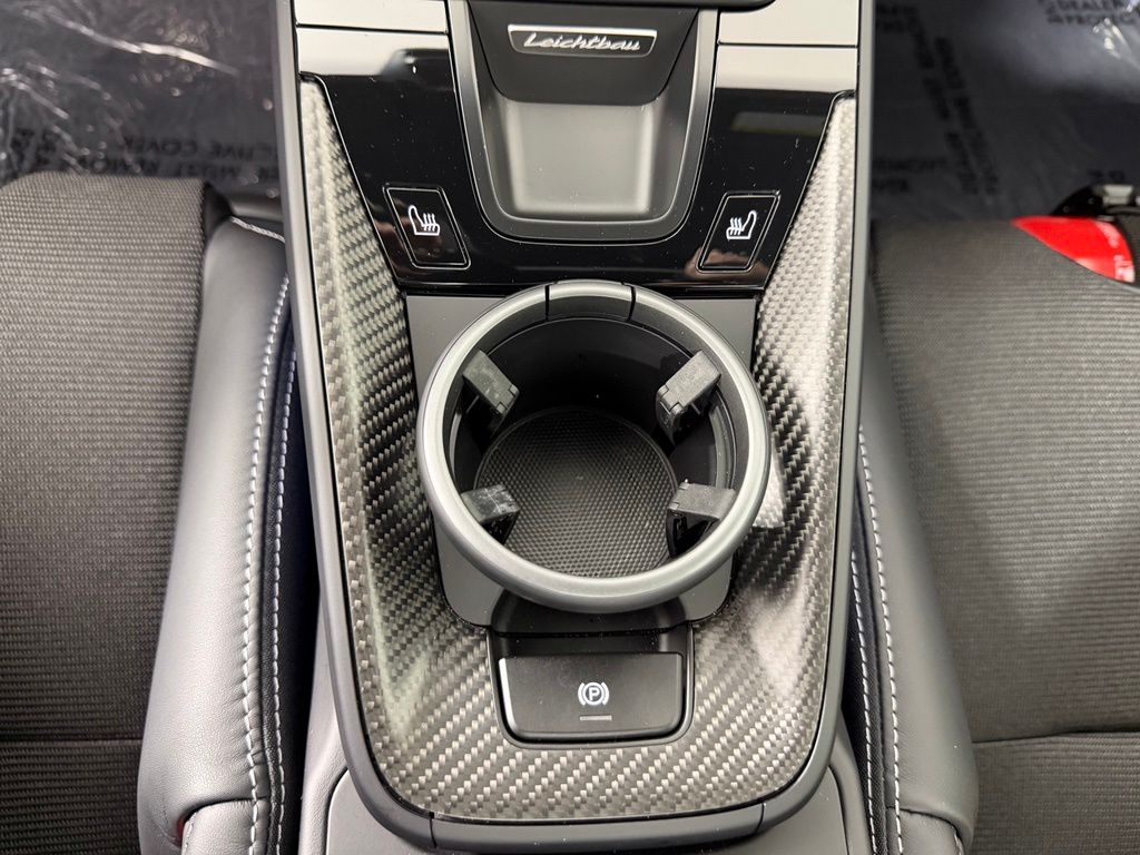 Thumbnail: 2026 Porsche 911 - 30