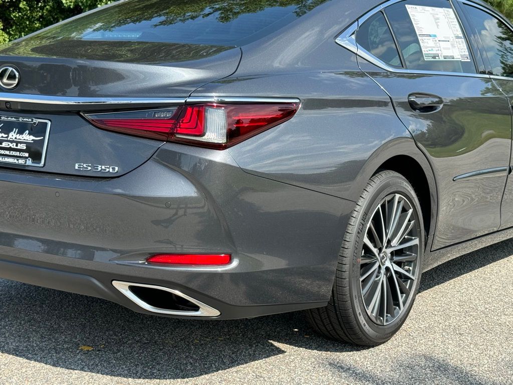 2025 Lexus ES 350 14