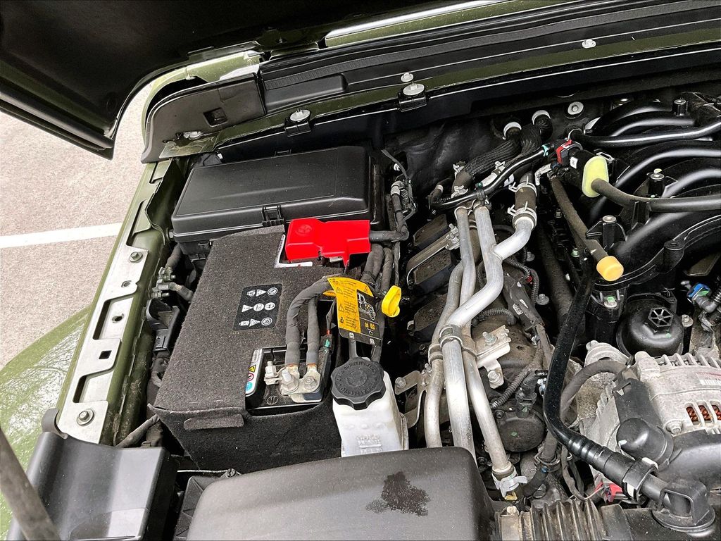 2022 Jeep Gladiator — photo 32