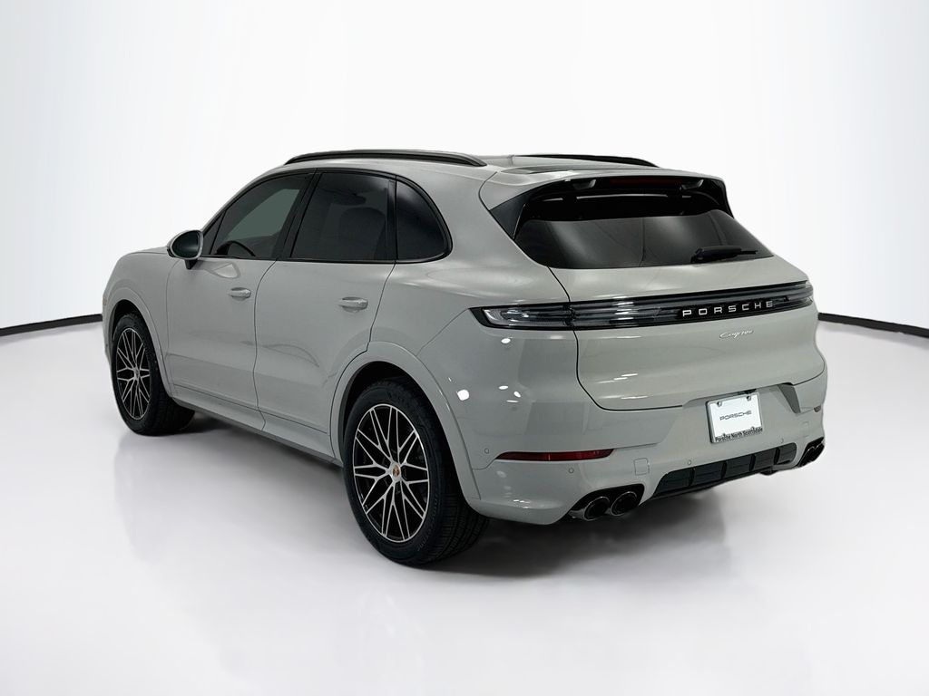 Thumbnail: 2026 Porsche Cayenne - 3