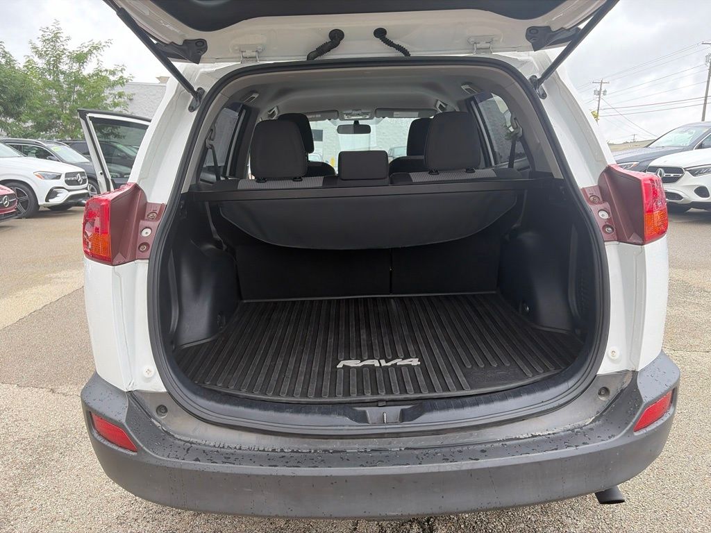 2015 Toyota RAV4 LE White at Rafferty Subaru