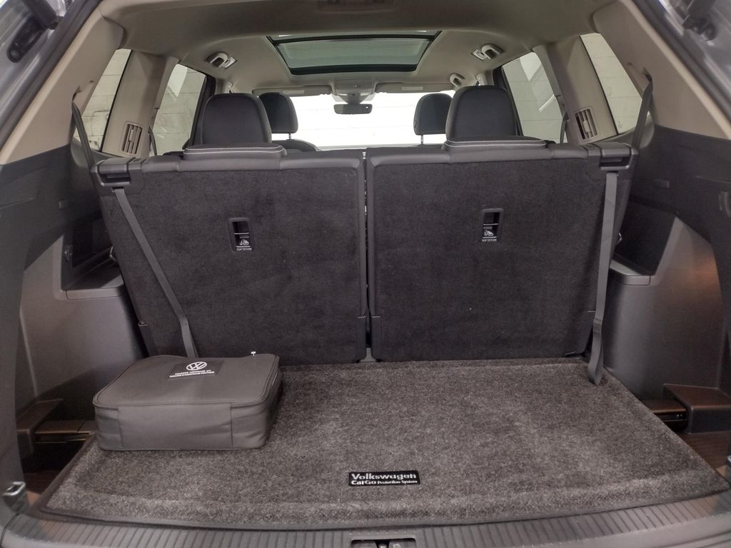 2023 Volkswagen Atlas 3.6L V6 SEL R-Line