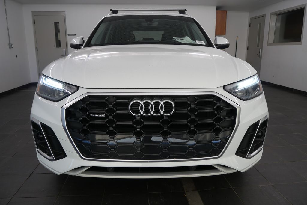 2022 Audi Q5  9