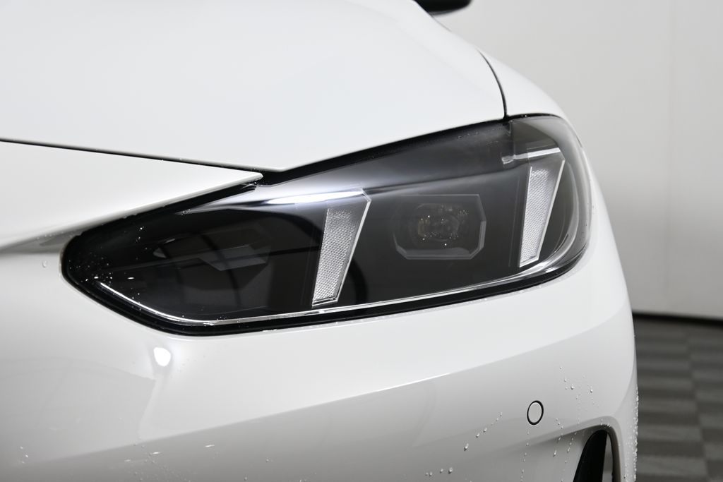 Thumbnail: 2026 BMW 4 Series - 11