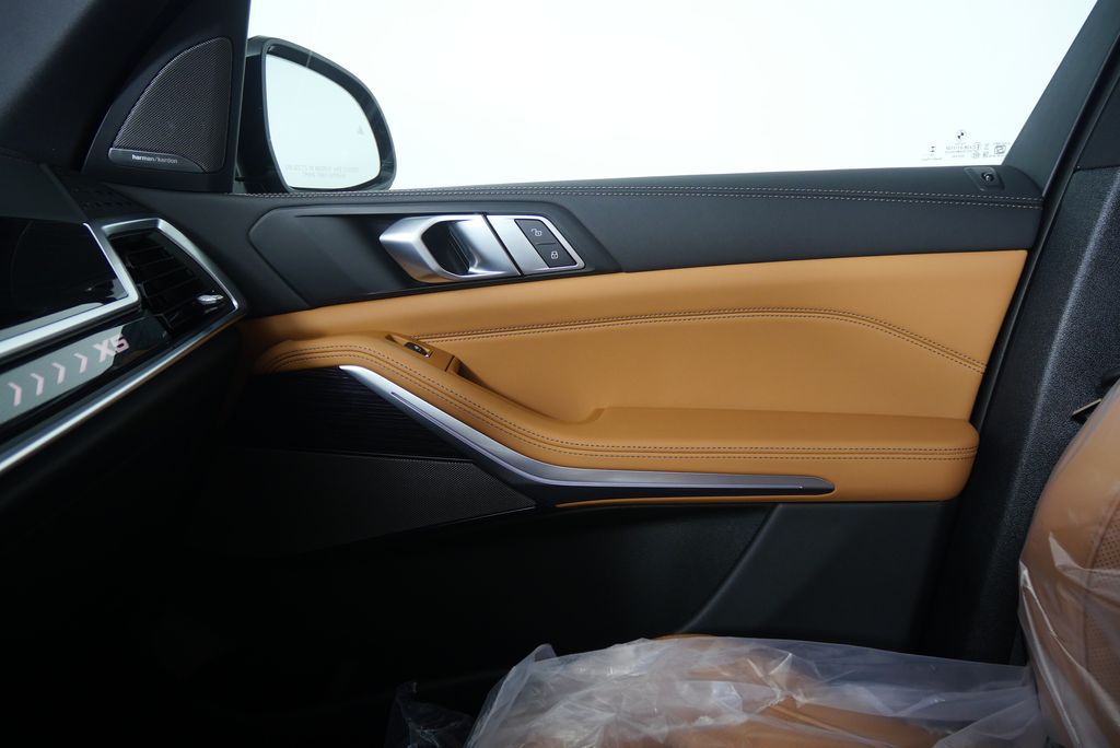 Thumbnail: 2026 BMW X5 - 23