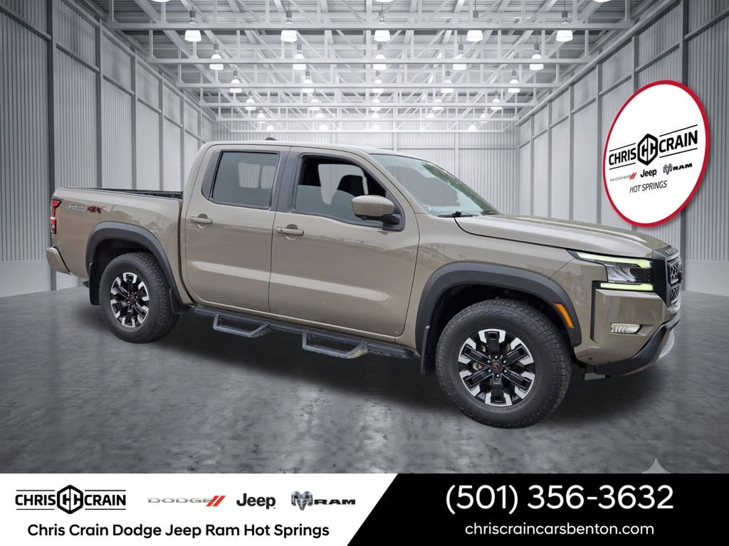 2023 Nissan Frontier PRO-4X Crew Cab 4WD
