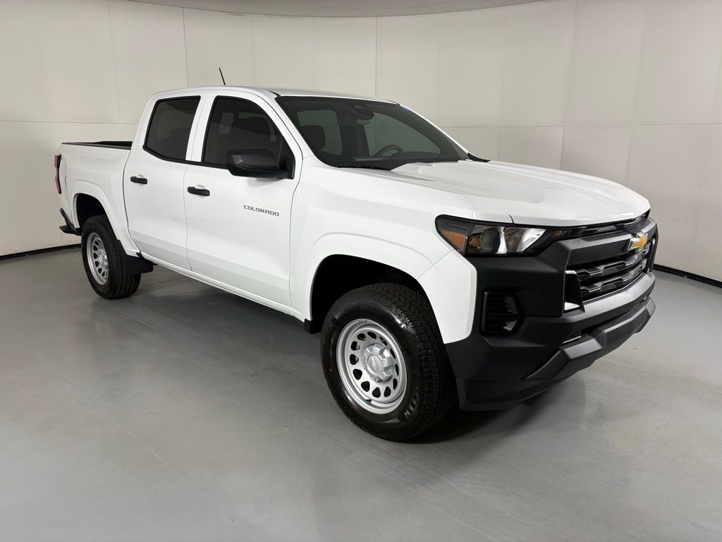 View vehicle photo 2