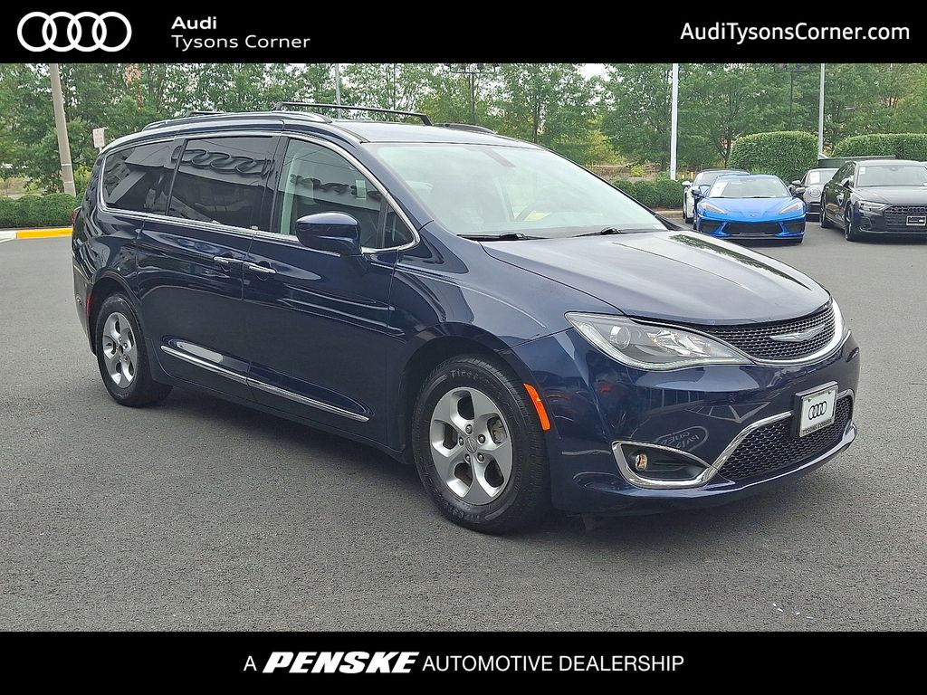 2017 Chrysler Pacifica  -
                  Vienna, VA