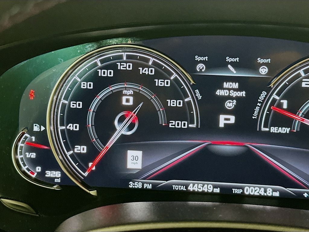 Thumbnail: 2019 BMW M5 - 12