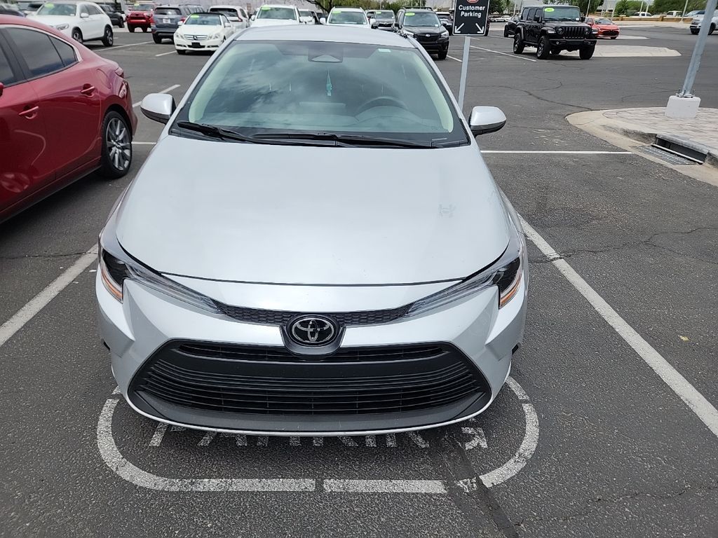 2024 Toyota Corolla LE 2