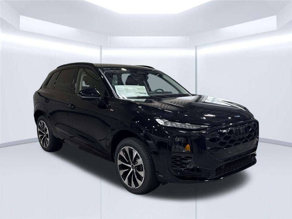 Thumbnail: 2026 Audi Q3 - 7