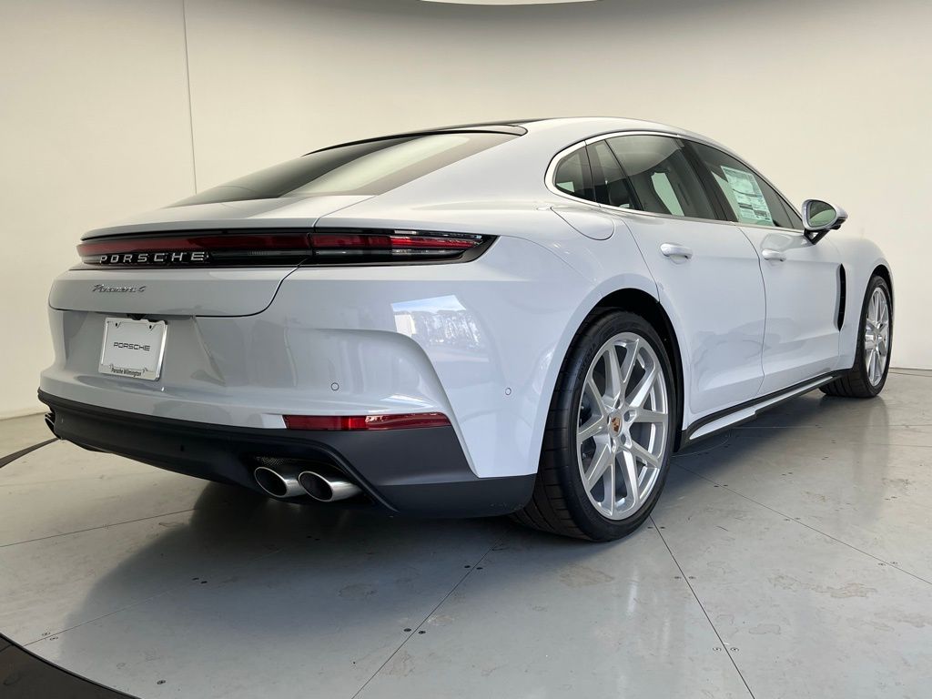 Thumbnail: 2026 Porsche Panamera - 22
