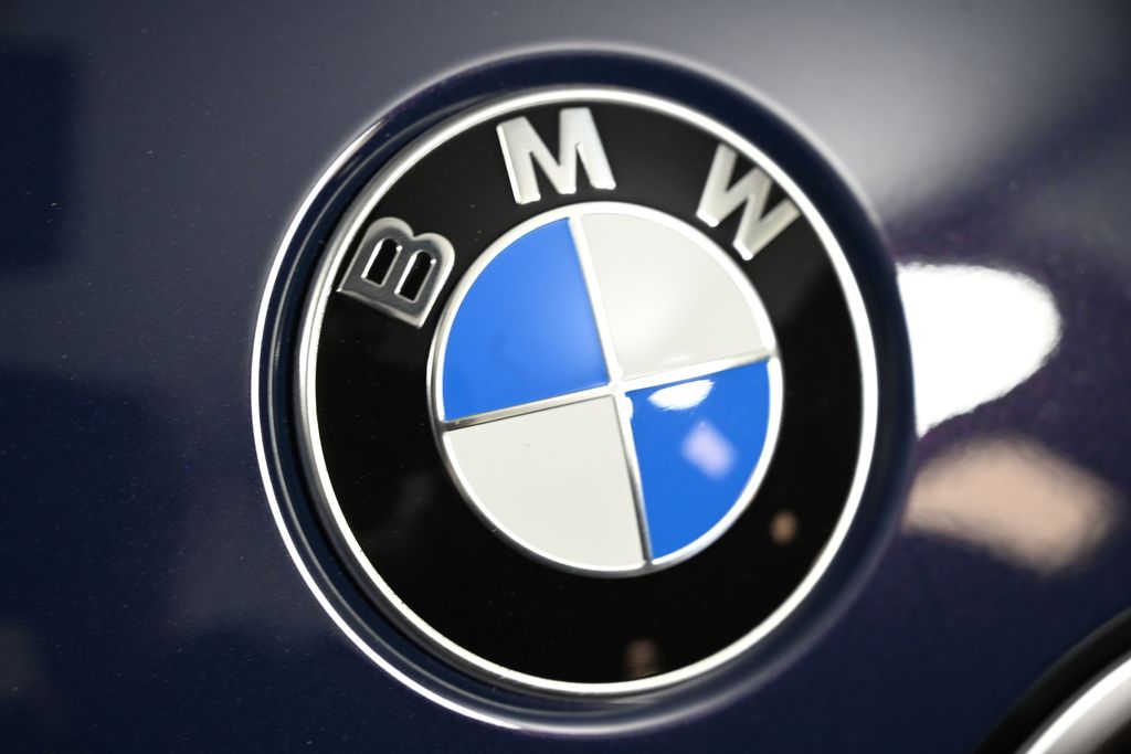 Thumbnail: 2026 BMW X1 - 13