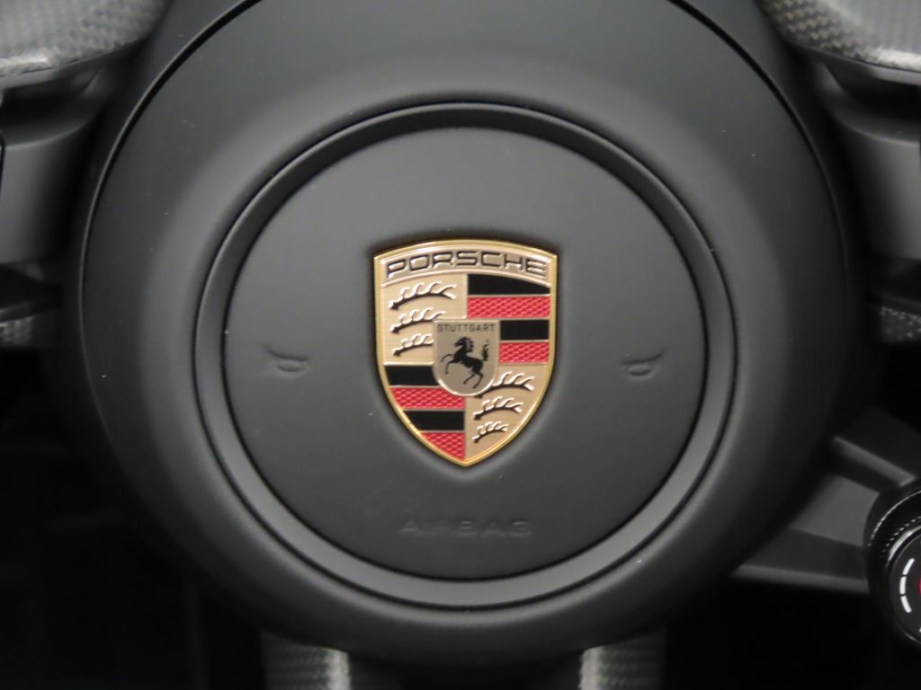 Thumbnail: 2025 Porsche 911 - 29