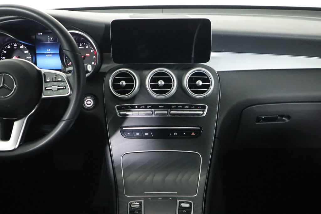 2021 Mercedes-Benz GLC 300 14