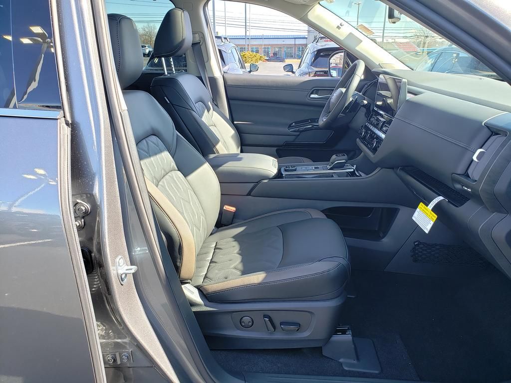 new 2026 Nissan Pathfinder car, priced at $49,239