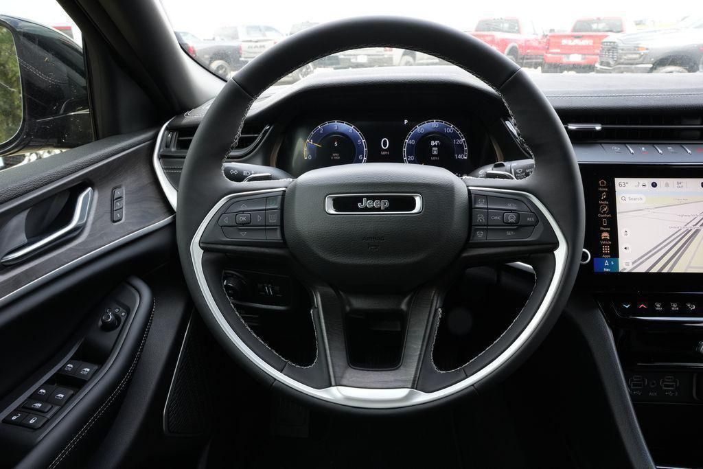2026 Jeep Grand Cherokee Limited - 8