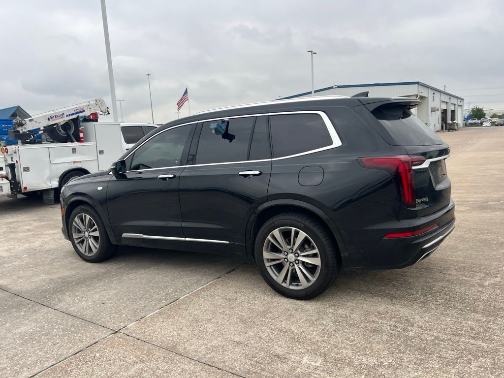 2022 Cadillac XT6 Premium Luxury Black at AutoSavvy Houston Northwest