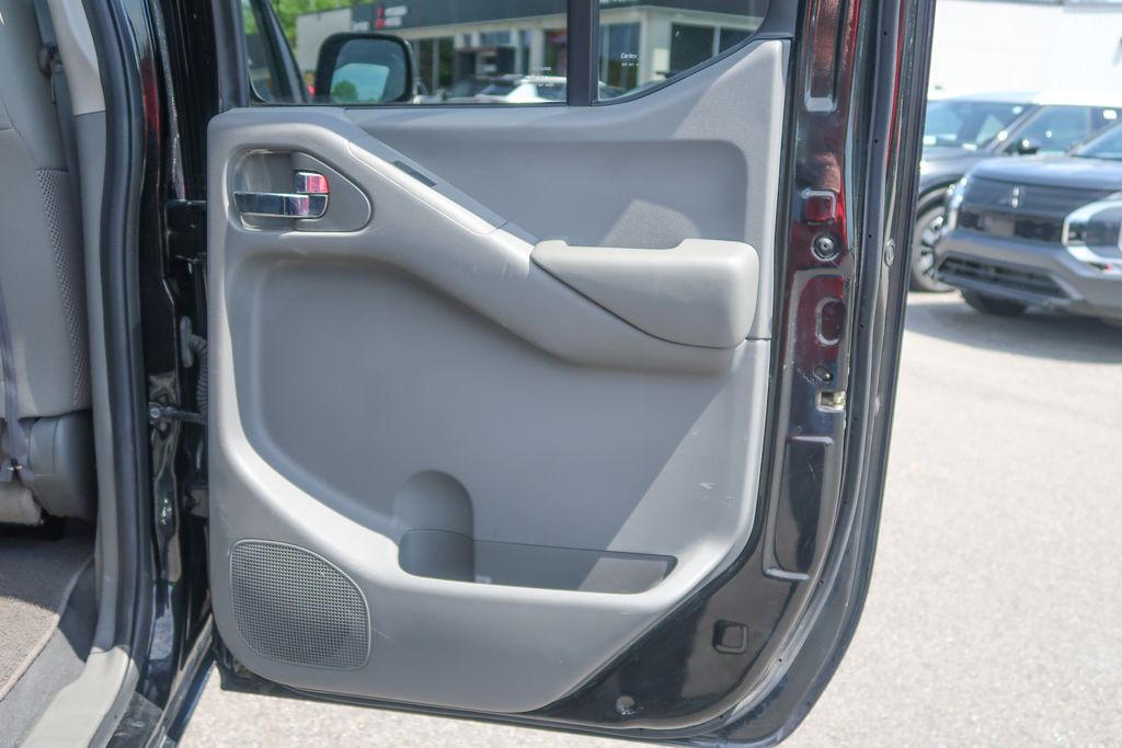 2020 Nissan Frontier Crew Cab SV 4x4