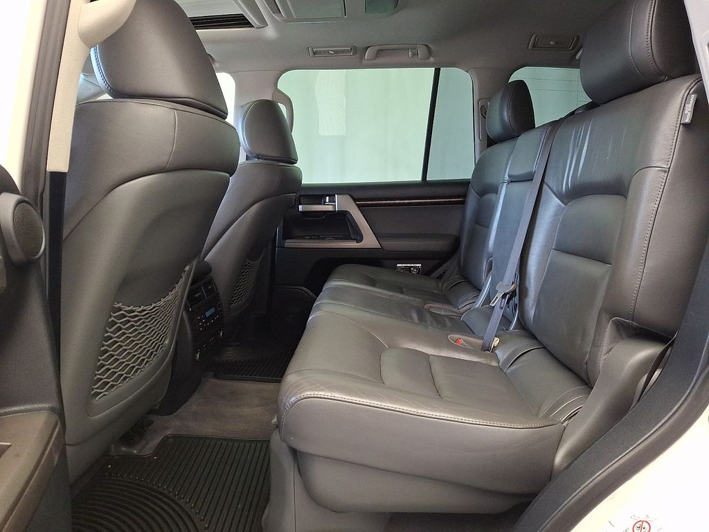 Thumbnail: 2008 Toyota Land Cruiser - 10