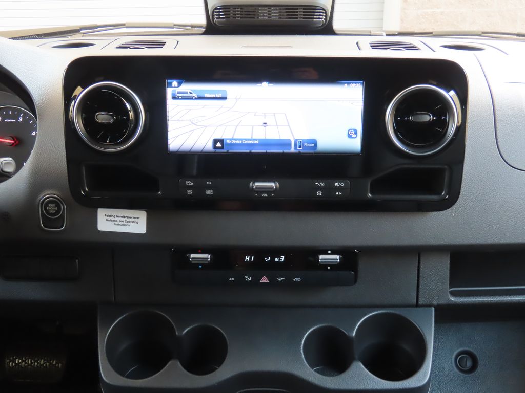 2025 Mercedes-Benz Sprinter 2500 14