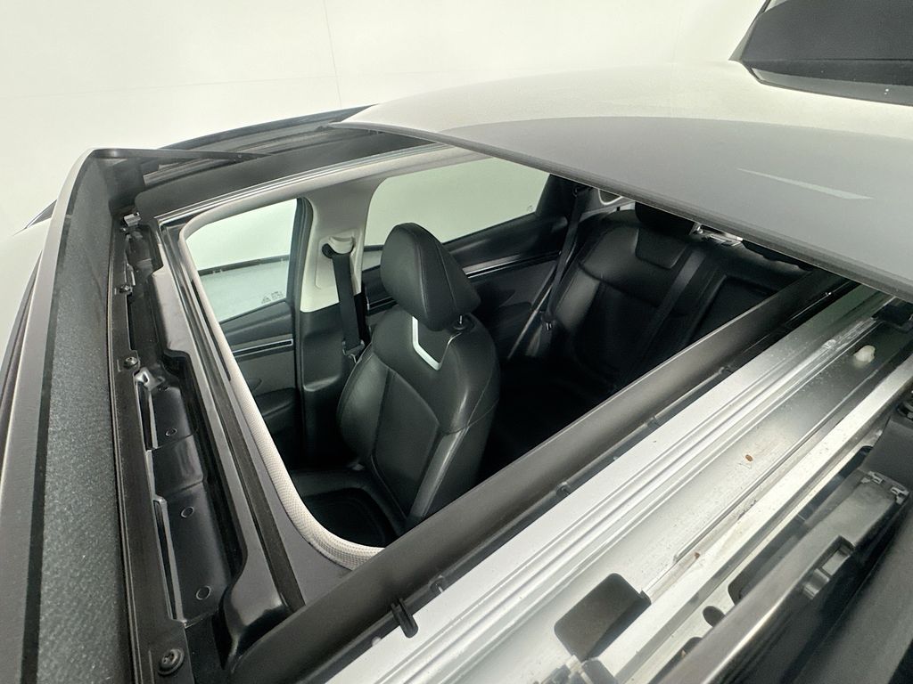 Used Car 2023 Hyundai Tucson Hybrid  Limited For Sale Under $30,000 In Austin, Texas