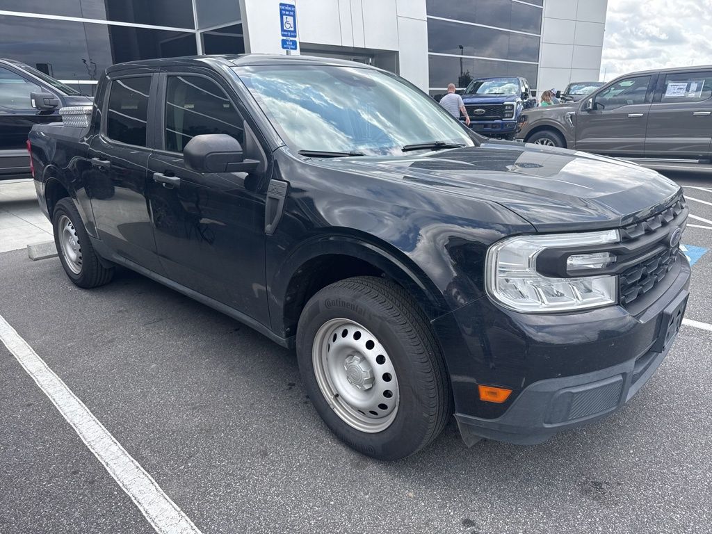 2022 Ford Maverick XL