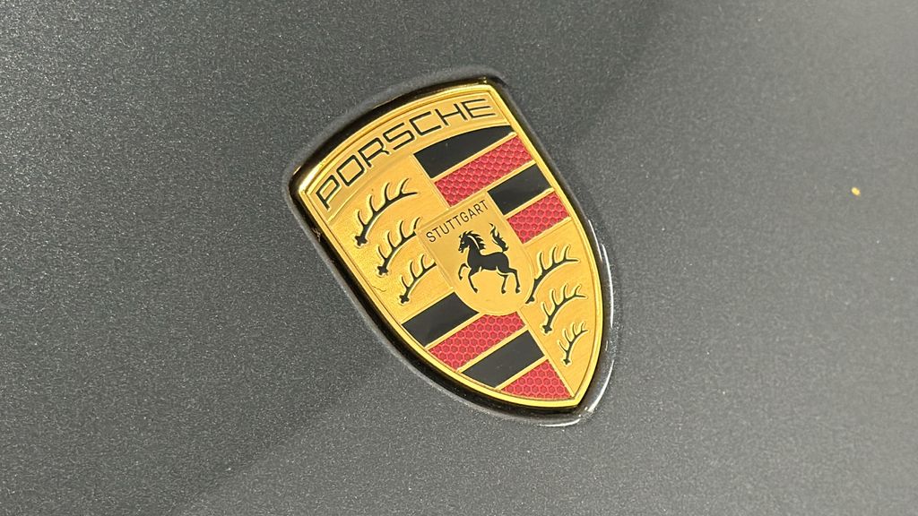 Thumbnail: 2025 Porsche Taycan - 13