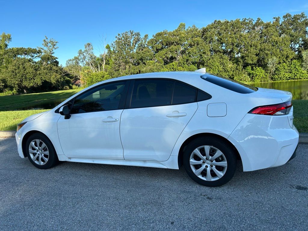 Thumbnail: 2024 Toyota Corolla - 3