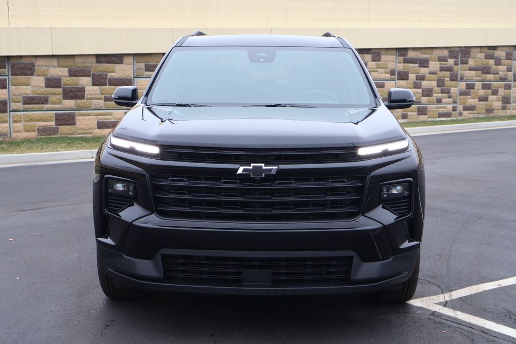 Thumbnail: 2026 Chevrolet Traverse - 2