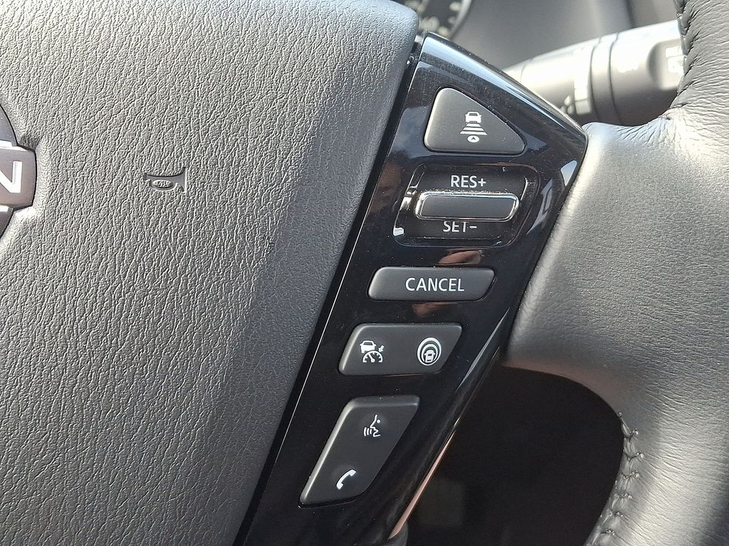 2024 Nissan Armada SL 24