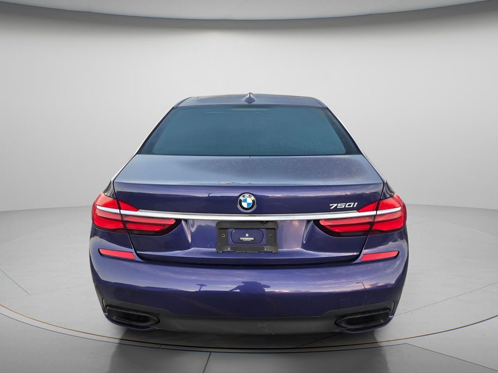 2018 BMW 750i - $36,900