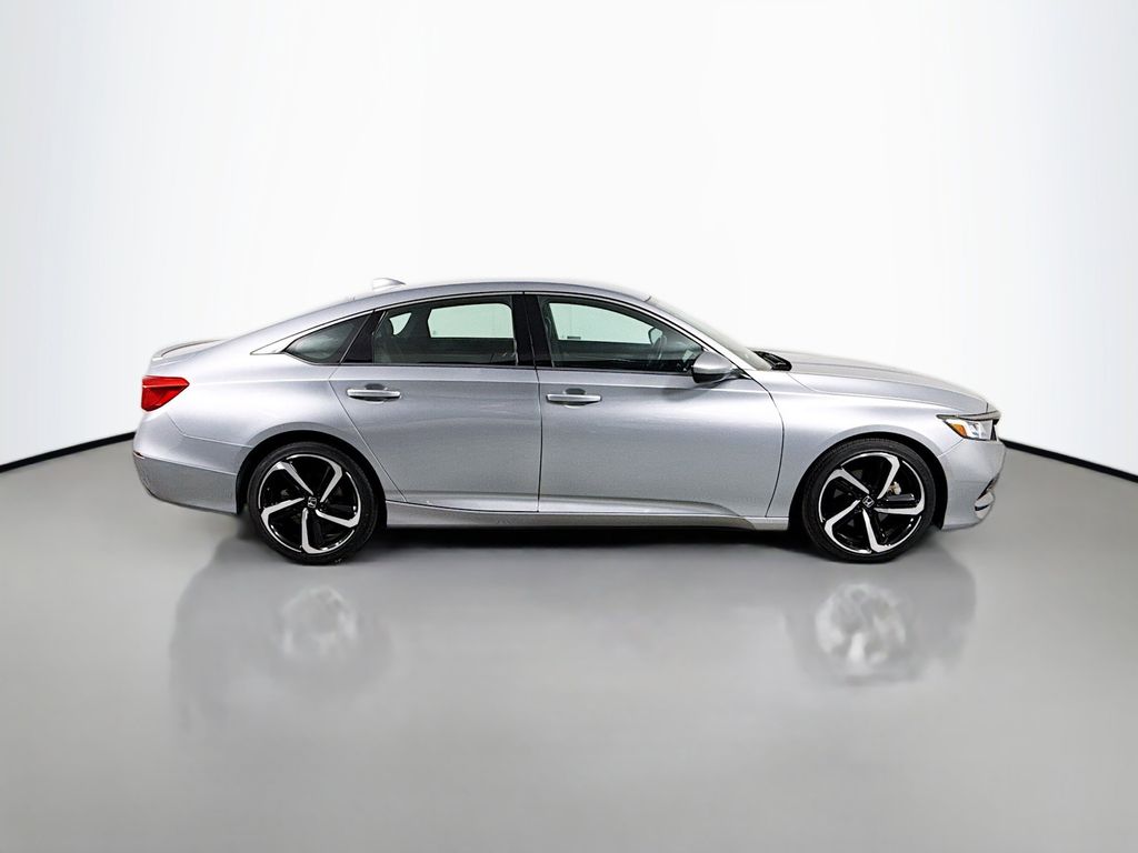 Thumbnail: 2018 Honda Accord - 4