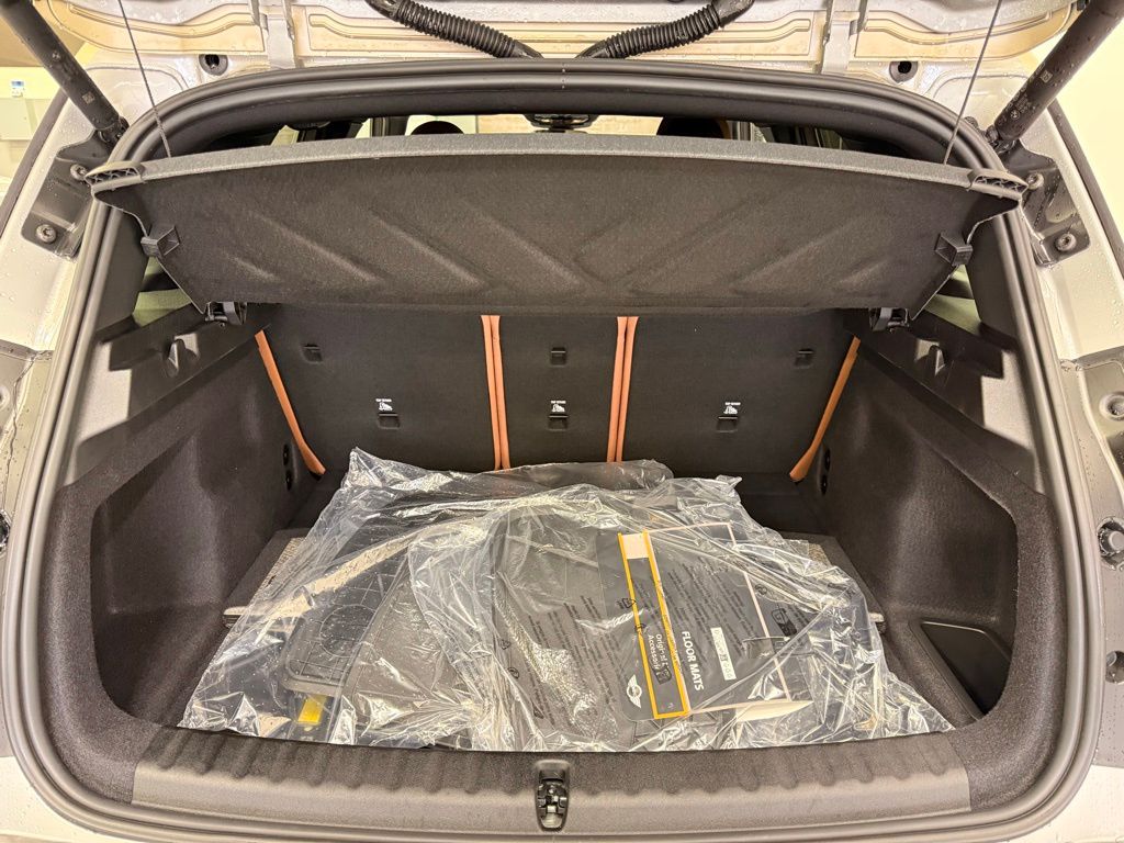 Thumbnail: 2026 MINI Cooper Countryman - 23