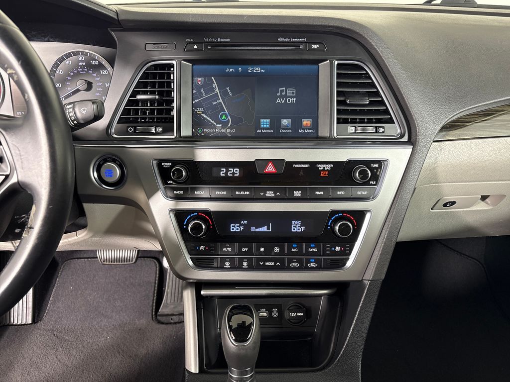 Used 2017 Gray Hyundai Limited image 31