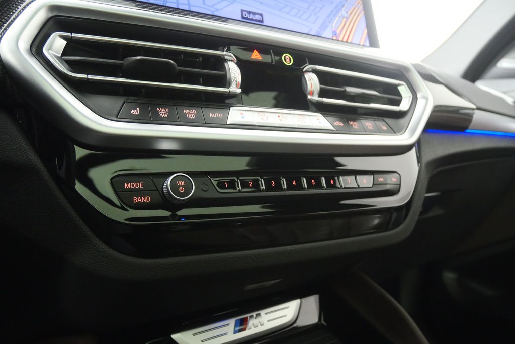 Thumbnail: 2024 BMW X4 - 29