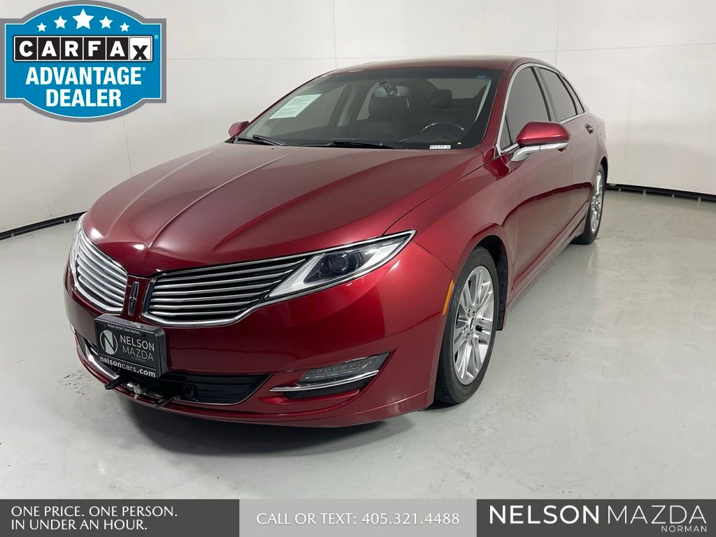 2016 Lincoln MKZ Front Wheel Drive's photo