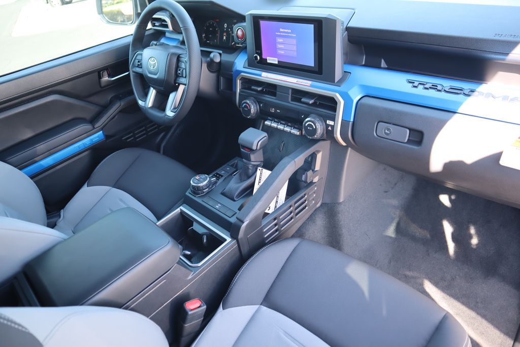 Thumbnail: 2025 Toyota Tacoma - 17