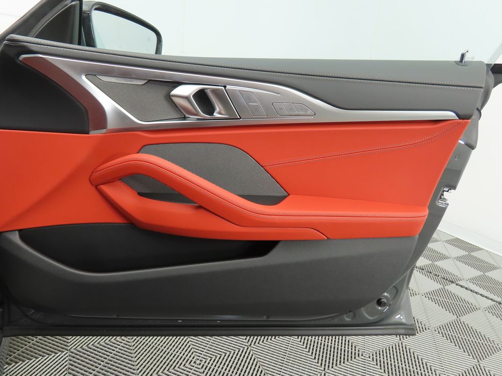 2025 BMW 8 Series  25