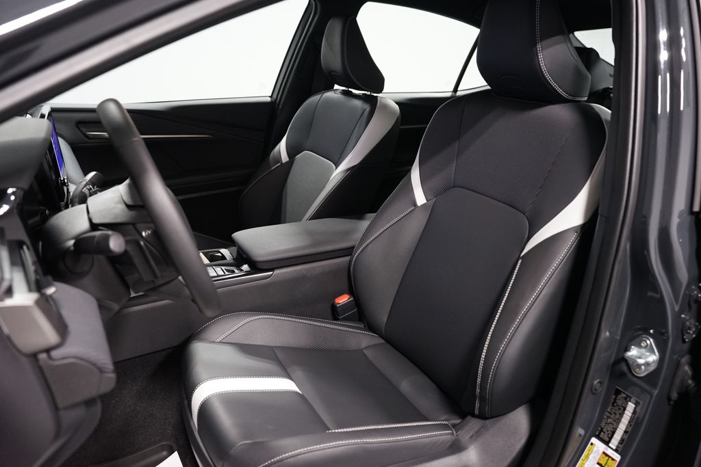 Thumbnail: 2025 Toyota Camry - 28