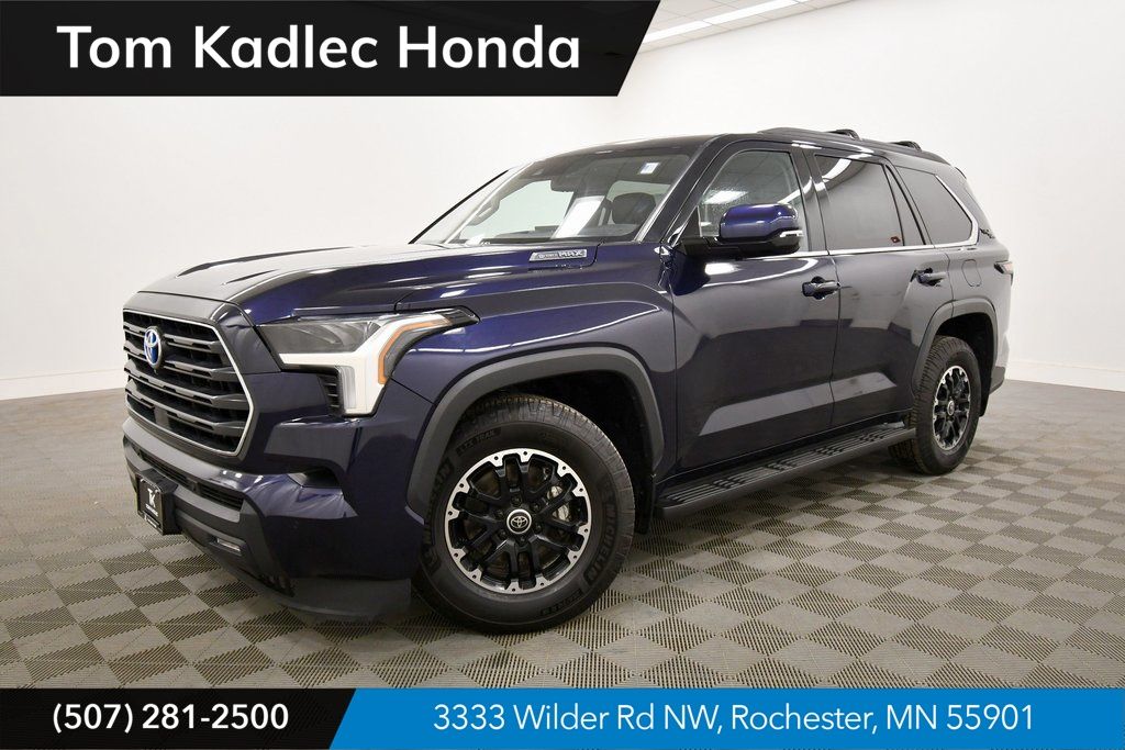 2023 Toyota Sequoia SR5 4WD