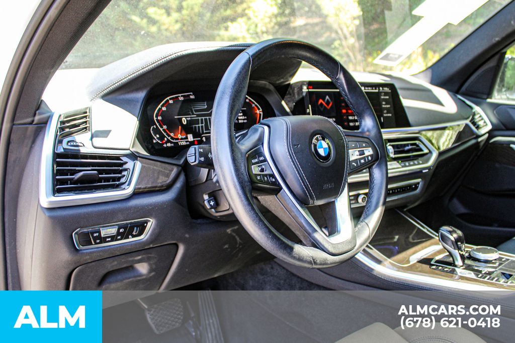 Used 2022 White BMW sDrive40i image 23