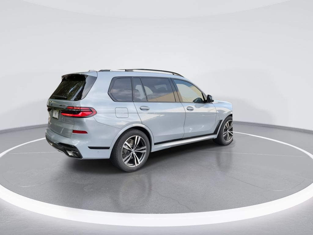 2025 BMW X7 xDrive40i 8