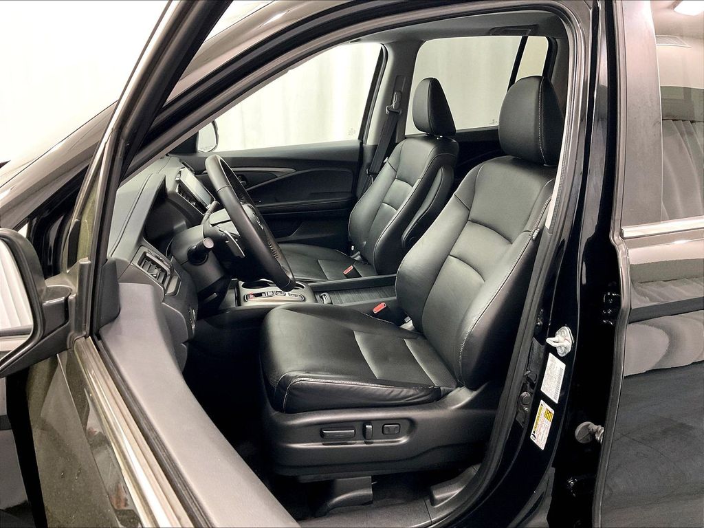 2023 Honda Ridgeline — photo 10