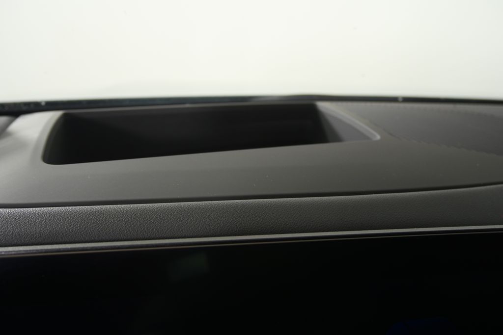 Thumbnail: 2024 BMW 5 Series - 20