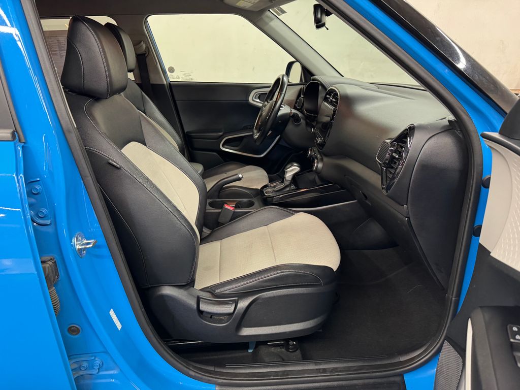 2023 Kia Soul GT-Line