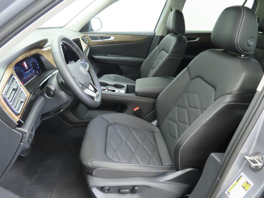 Thumbnail: 2026 Volkswagen Atlas - 19