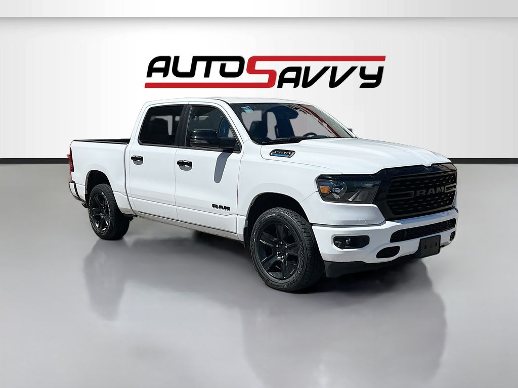 2023 RAM 1500 Big Horn/Lone Star 4x4 Crew Cab 5'7's photo